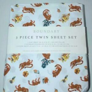 Boundary. Twin Sheet set.